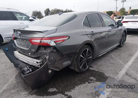 2018 Toyota Camry Xse z USA, uszkodzony, nr VIN 4T1B61HK4JU519027
